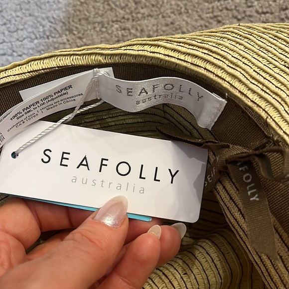 Brand new Seafolly straw sunhat. - Picture 3 of 13